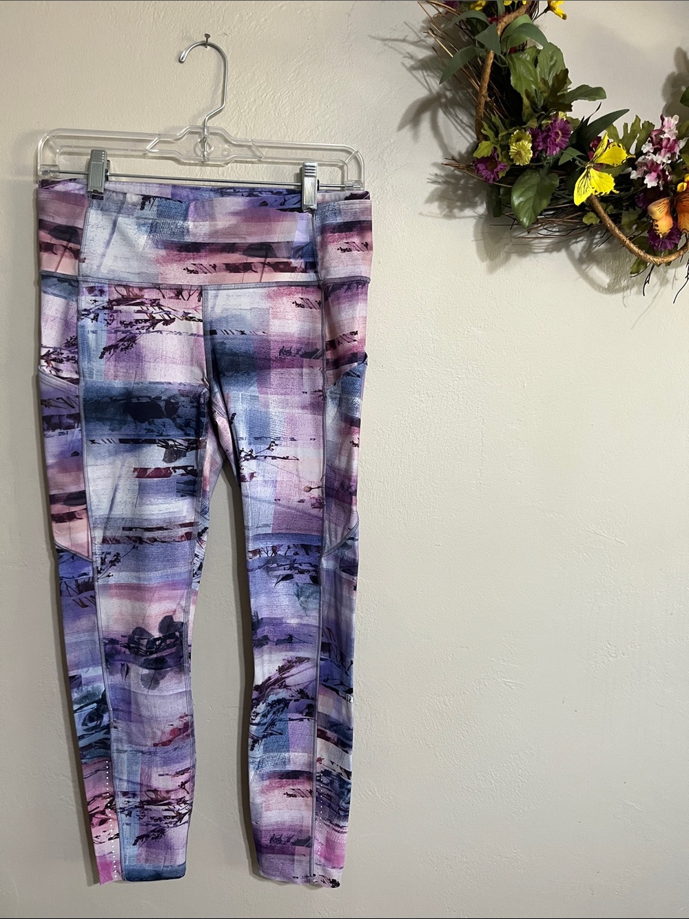 💐lululemon athletica Purple & Blue Abstract Print Leggings